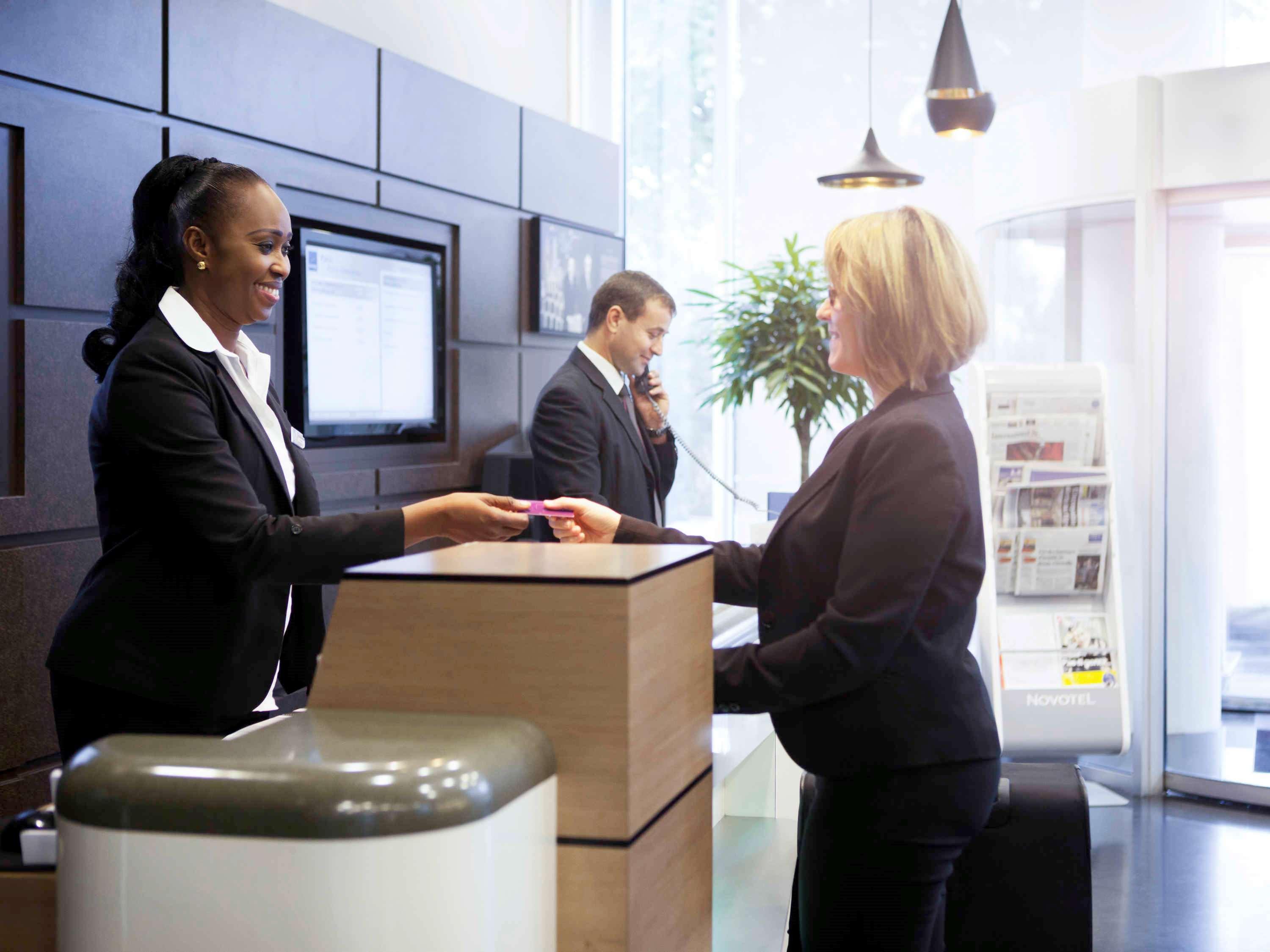 Novotel Paris 17 Eksteriør bilde