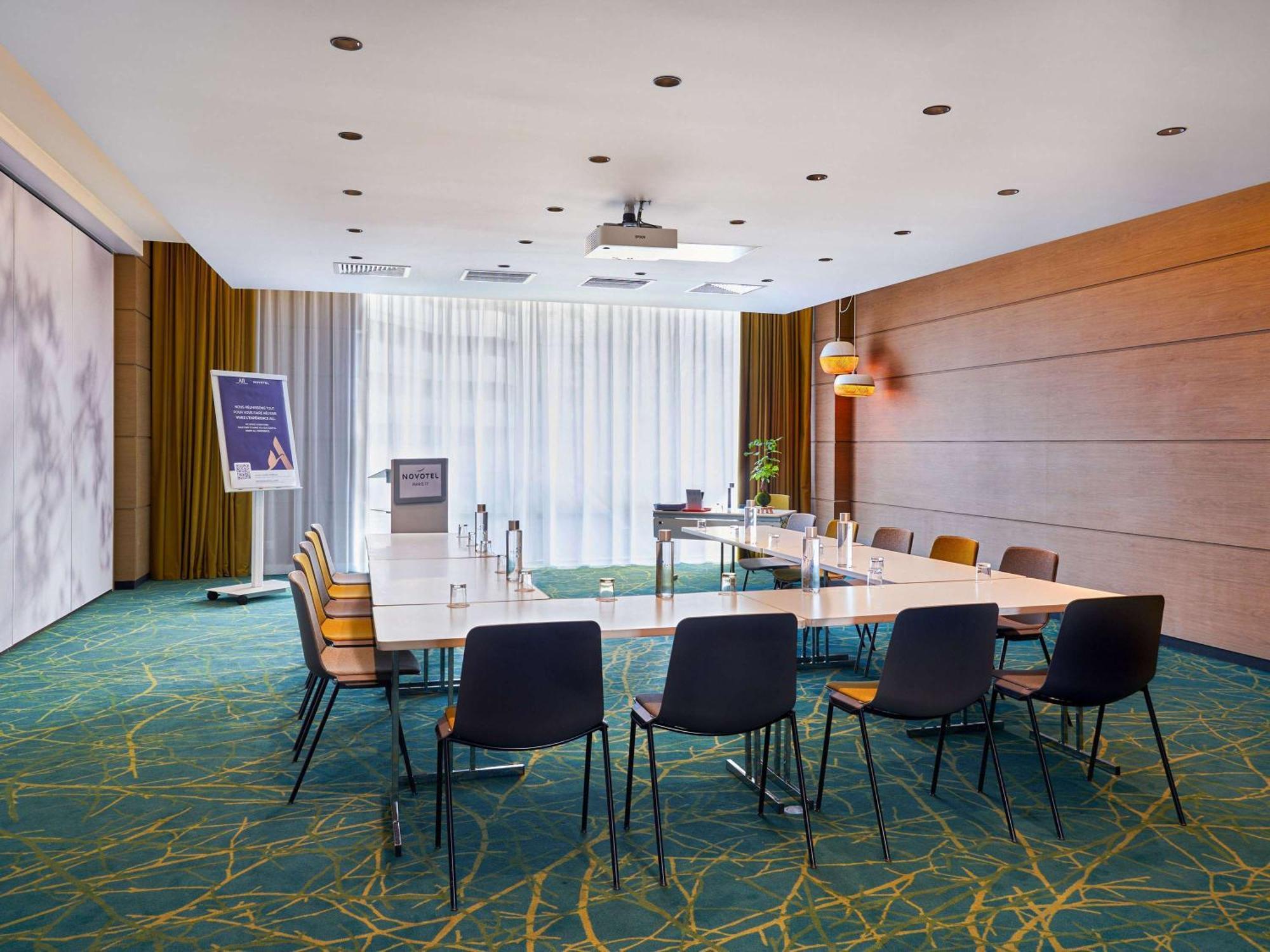 Novotel Paris 17 Eksteriør bilde